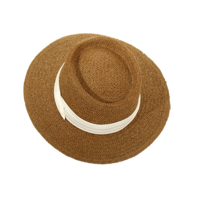 The same flat-top wide-brimmed straw hat - Image 9
